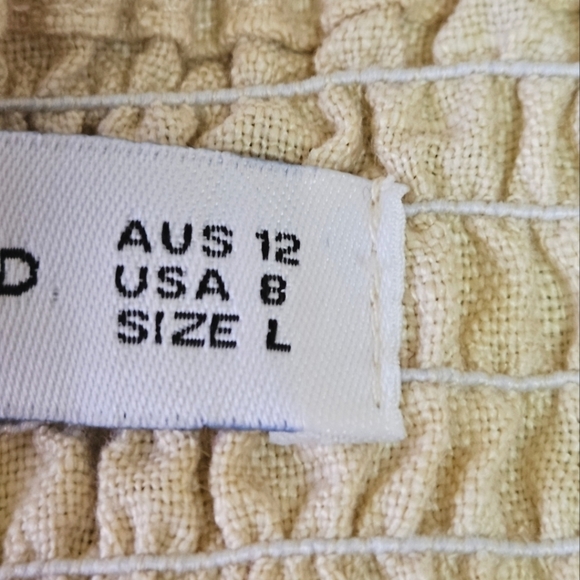 Faithfull the Brand Smocked Linen Crop Top with Peplum Hem in Sand Size 8 - Picture 8 of 12